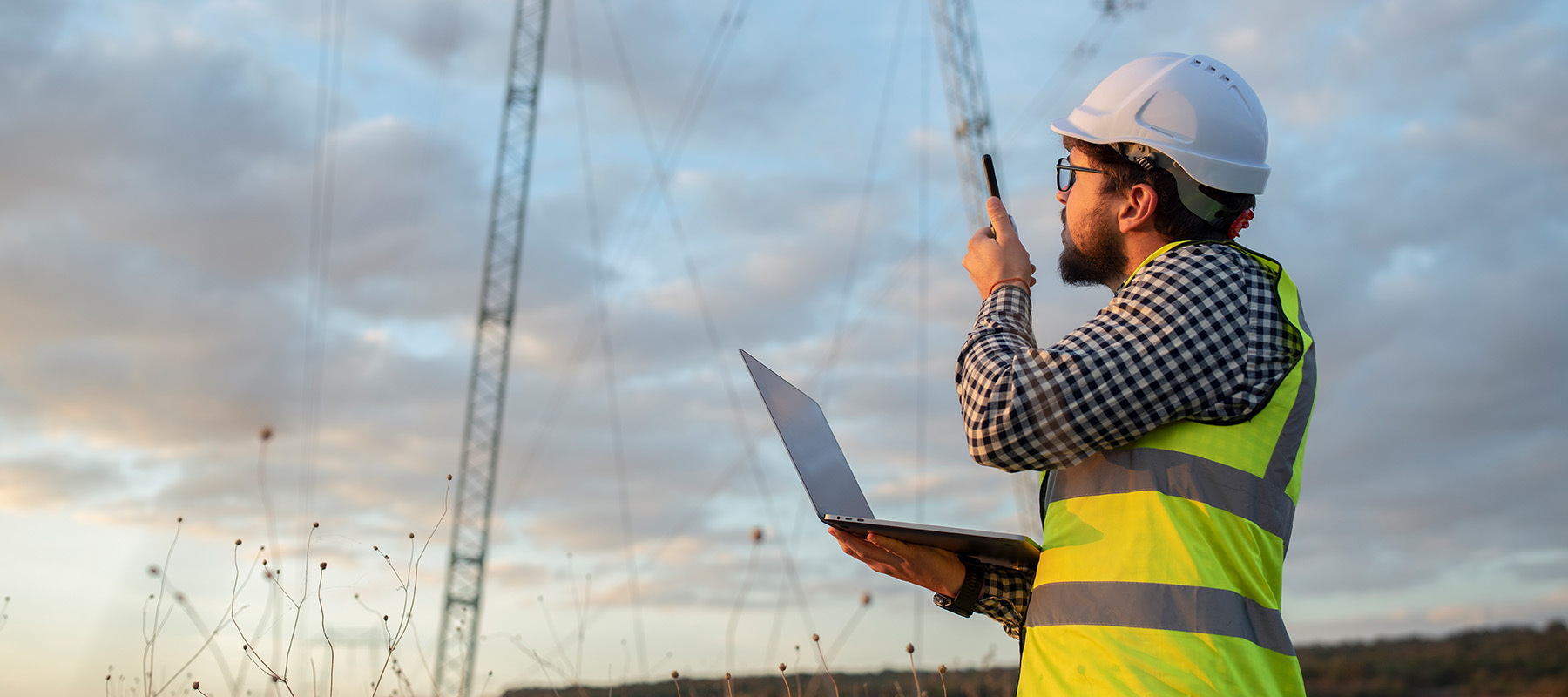 When Vallen Engineering wanted to upgrade its radio fleet to better support its engineering teams on site, it was looking for a feature-rich portable radio with excellent audio, long battery life and reliable back-to-back operations. Hytera's authorised partner Commercial Radio Systems UK was able to successfully meet the brief by supplying the client with Hytera HP605 and HP685 Digital Mobile Radio (DMR) devices.